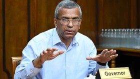 টাকা ছাপানোর খবর ভিত্তিহীন, এটি নিয়মিত ব্যাংক ঋণ: গভর্নর ও অর্থমন্ত্রী