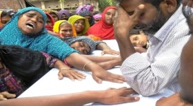 মালয়েশিয়ায় হত্যাকাণ্ডের শিকার কালীগঞ্জের যুবক নজরুলের মরদেহ গ্রামের বাড়িতে