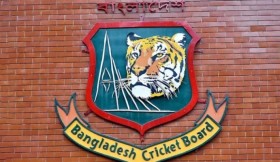 বিপিএলে ফিক্সিং কাণ্ড: ৫ জনের বিরুদ্ধে কঠোর ব্যবস্থা নিল বিসিবি