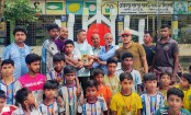 বাঘারপাড়ায় জমজমাট প্রীতি ফুটবল ম্যাচ : ট্রাইবেকারে চ্যাম্পিয়ন সৈয়দ মাহমুদপুর একাদশ